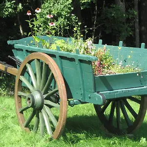 https://camping-la-vallee-verte.hotels-rhonealpes.com